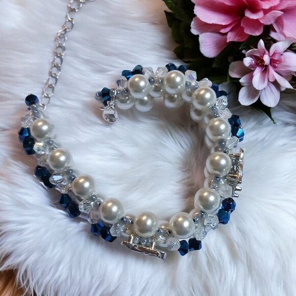 Handcrafted Butterfly & Pearl Beaded Bracelet – Cobalt Blue & Crystal Accents - Picture 5 of 7